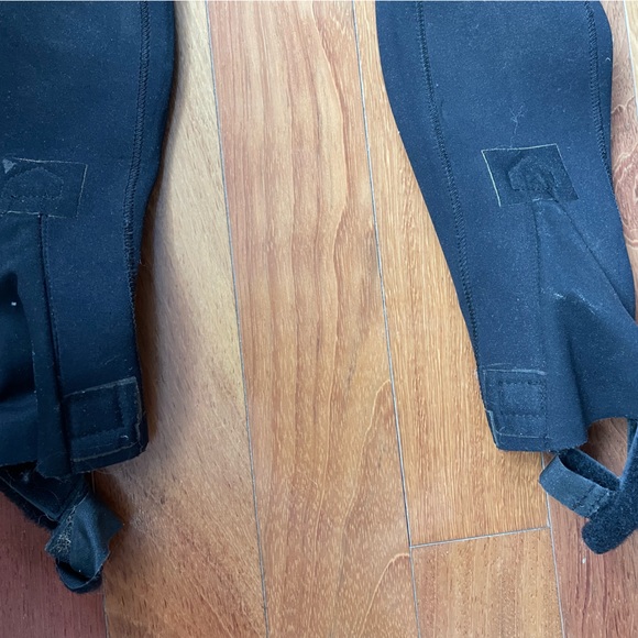 Hurley wetsuit - Picture 2 of 5